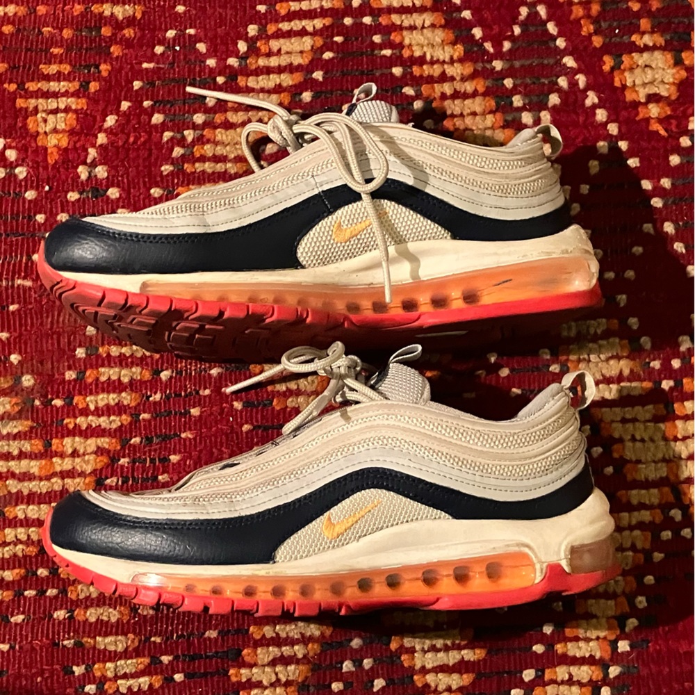 Lightly worn Nike air max 97